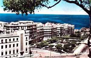 Alger - Boulevard Guillemin et la mer